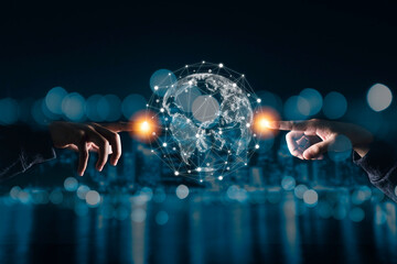 在赤道正上方的同步卫星距离地球中心的高度都相等吗？