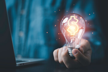 在赤道正上方的同步卫星距离地球中心的高度都相等吗？